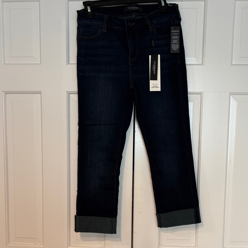 NWT. Liverpool Los Angeles Women’s Eco Charlie Crop Skinny Jeans